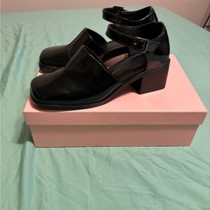 Intentionally Blank Marty heel